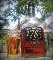 evan-williams-1783-no-10-brand-kentucky-straight-bourbon-whisky-usa-10474686.jpg